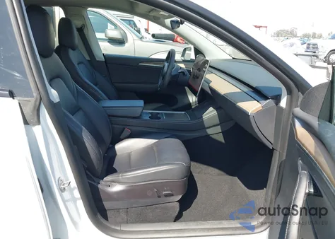 2023 Tesla Model Y Awd/Long Range Dual Motor All-Wheel Drive from USA, damaged, VIN 7SAYGAEE5PF619913